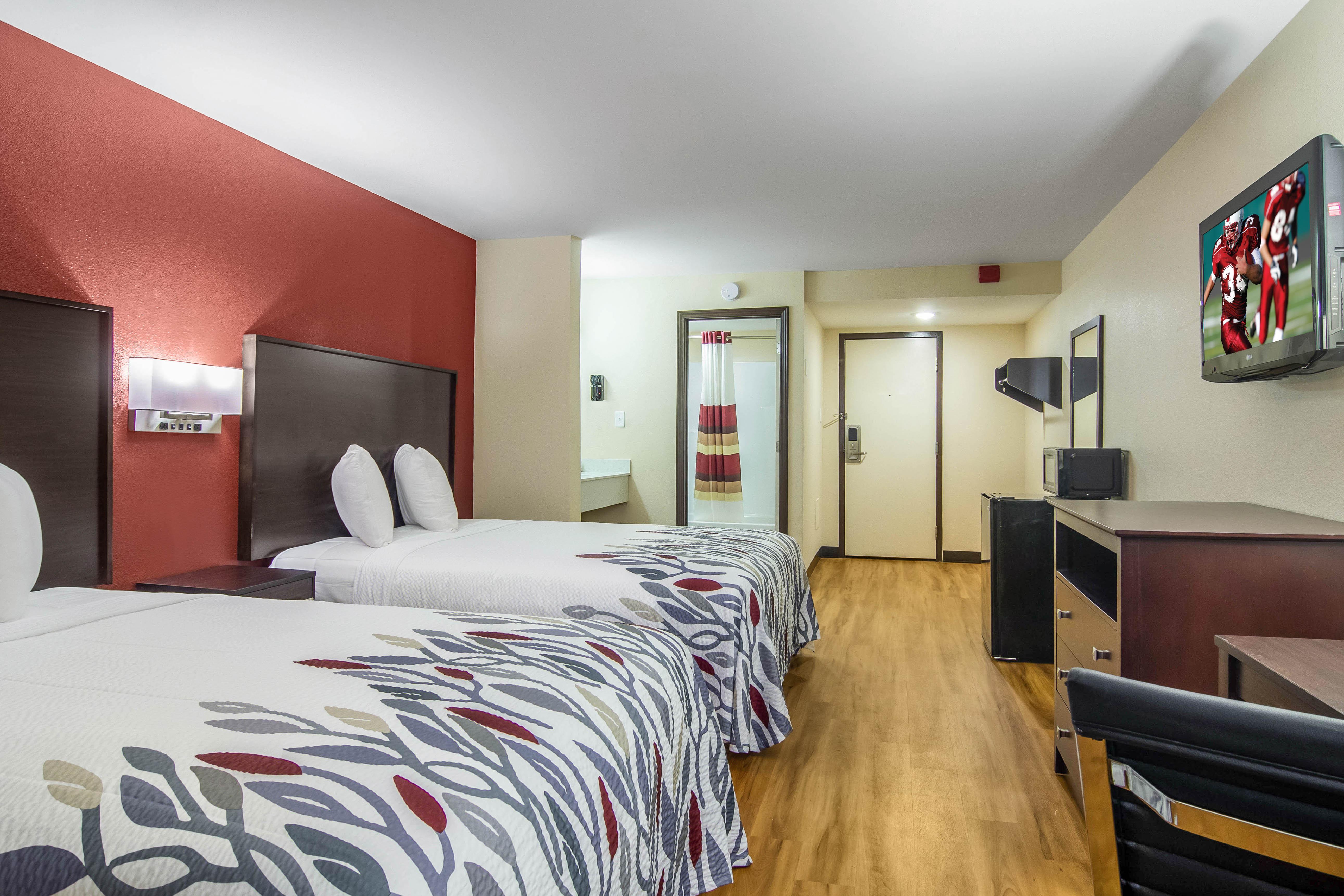 Red Roof Inn เพอร์รีส์เบิร์ก ภายนอก รูปภาพ
