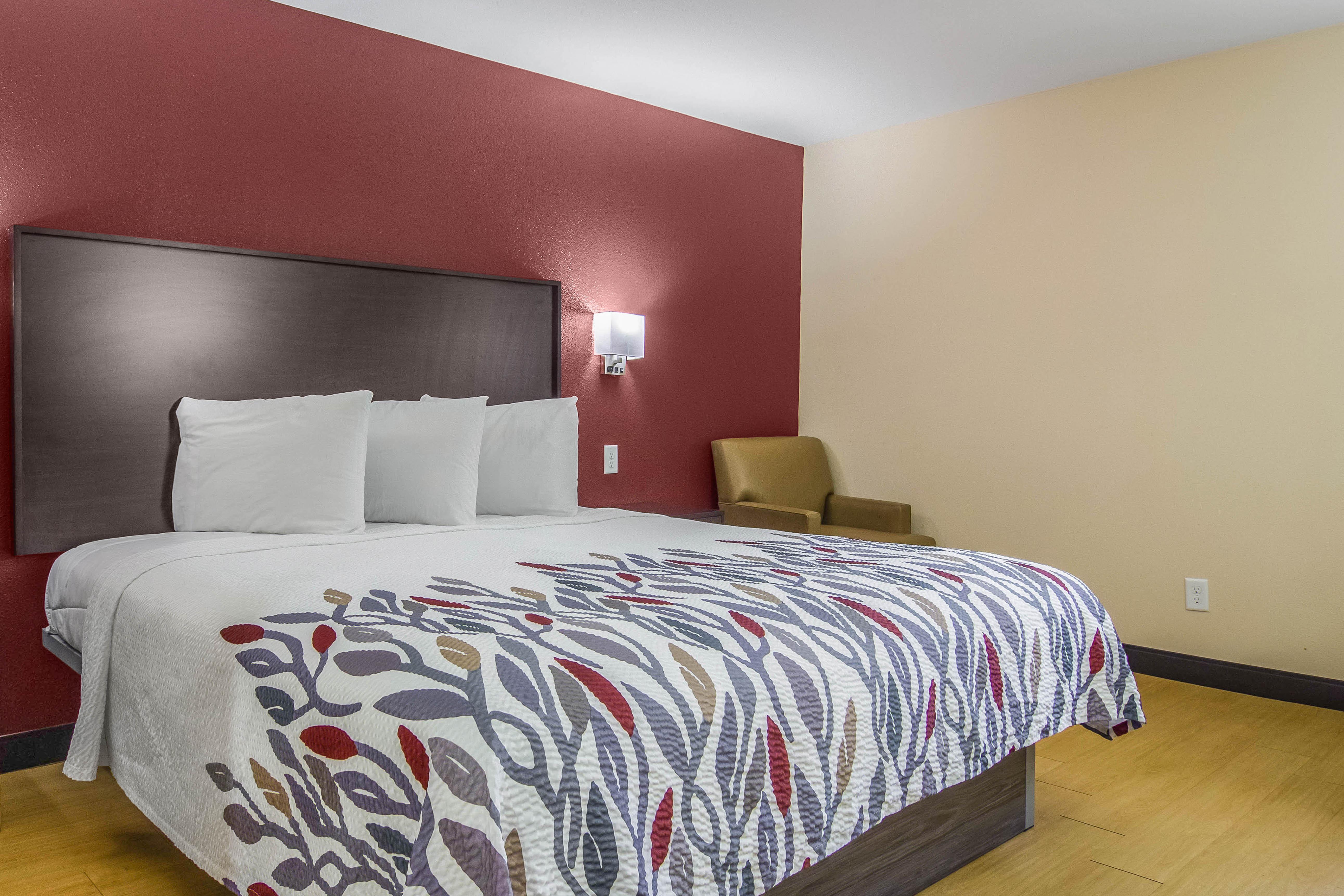 Red Roof Inn เพอร์รีส์เบิร์ก ภายนอก รูปภาพ