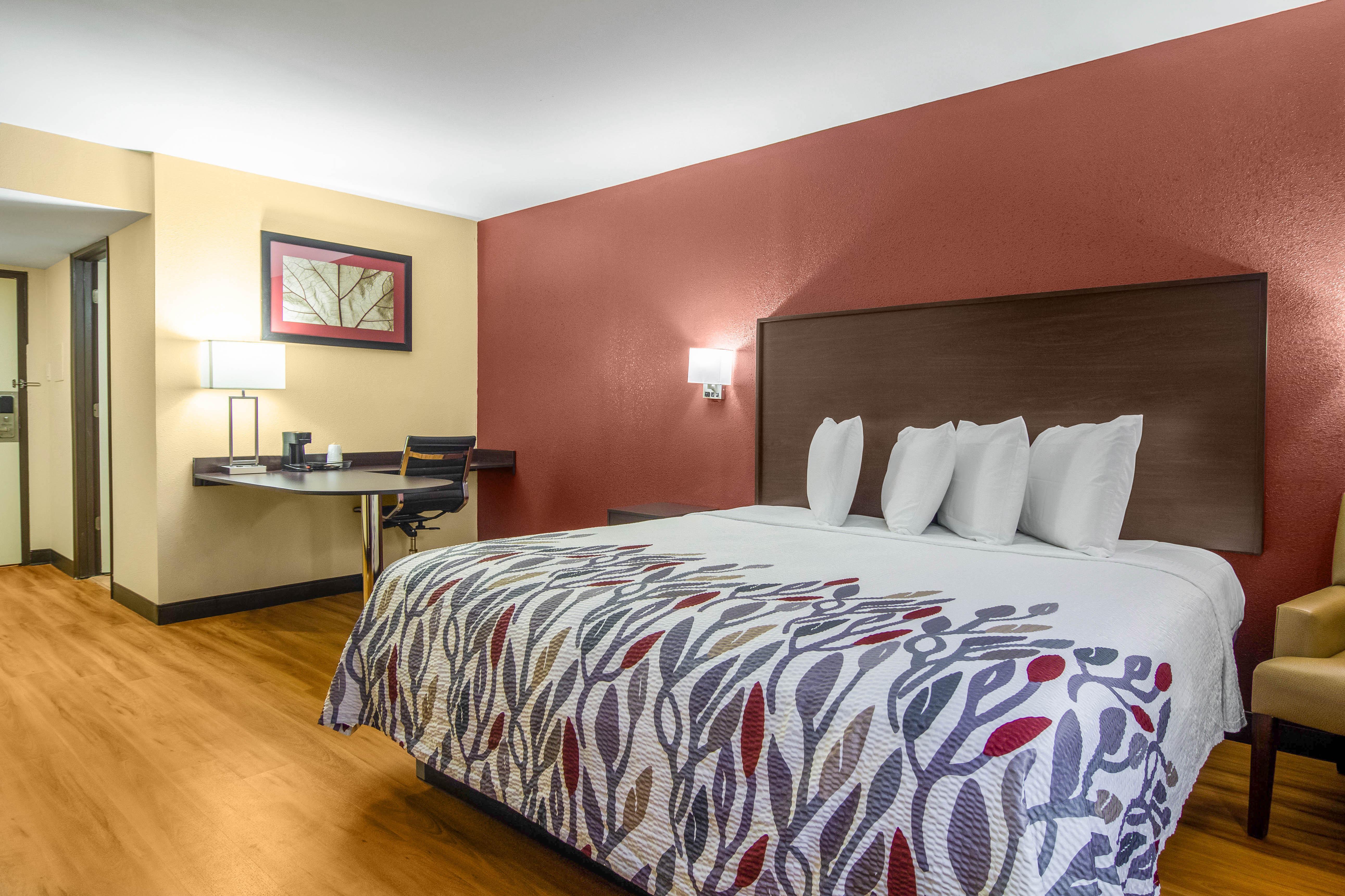 Red Roof Inn เพอร์รีส์เบิร์ก ภายนอก รูปภาพ