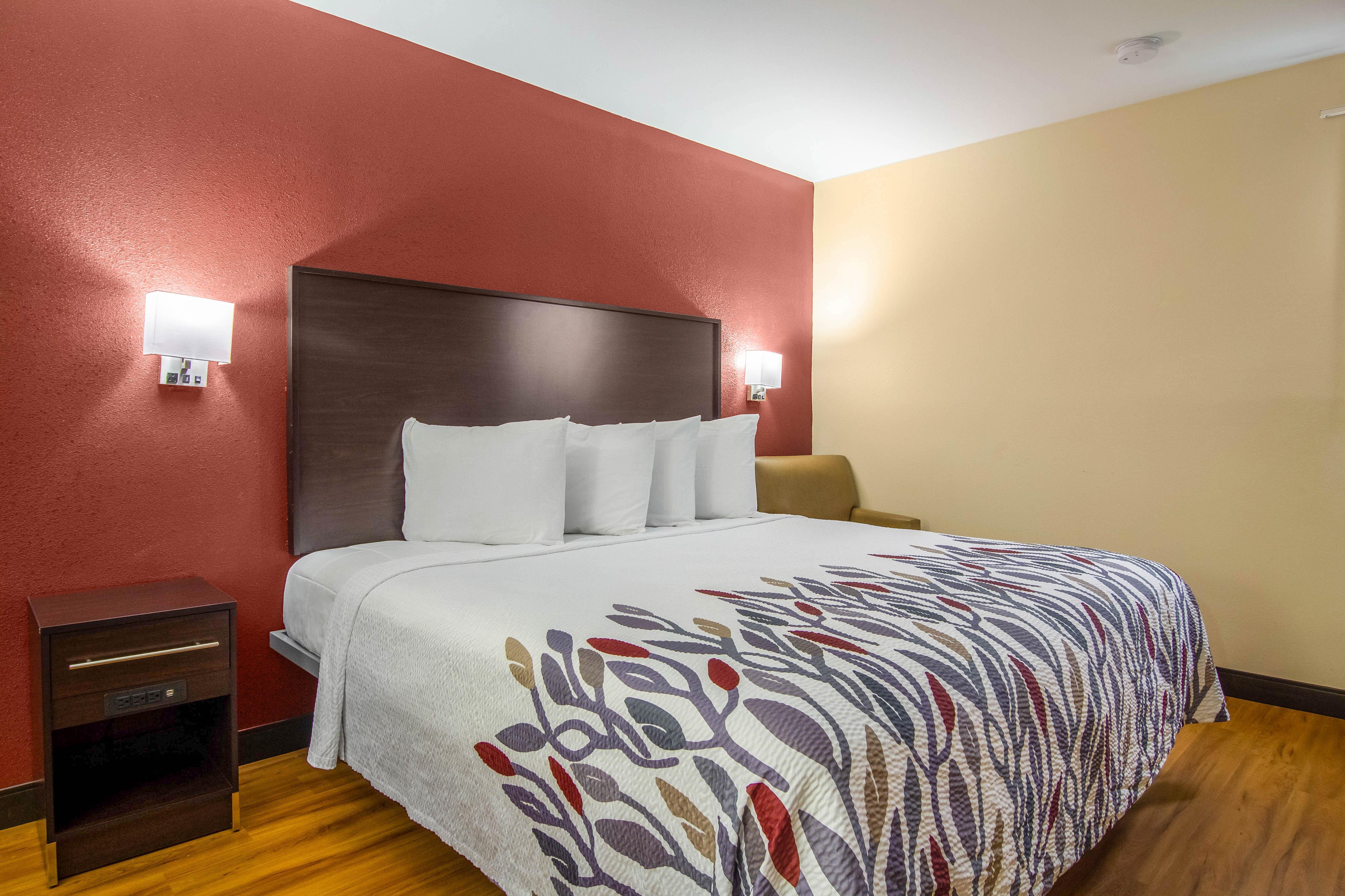 Red Roof Inn เพอร์รีส์เบิร์ก ภายนอก รูปภาพ